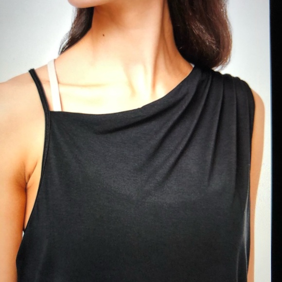 lululemon athletica Tops - Lululemon Dare To Drop Tank. Brand new w/Tags. 2